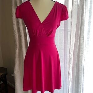 Elegant Pink V-Neck Dress